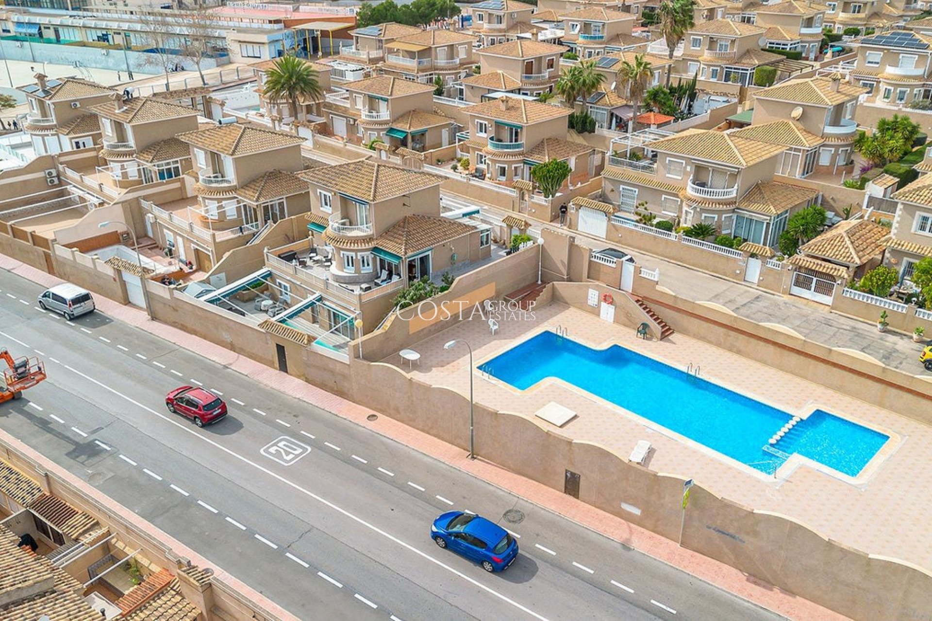 Odsprzedaż - Willa -
Torrevieja - Torrevieja Centro