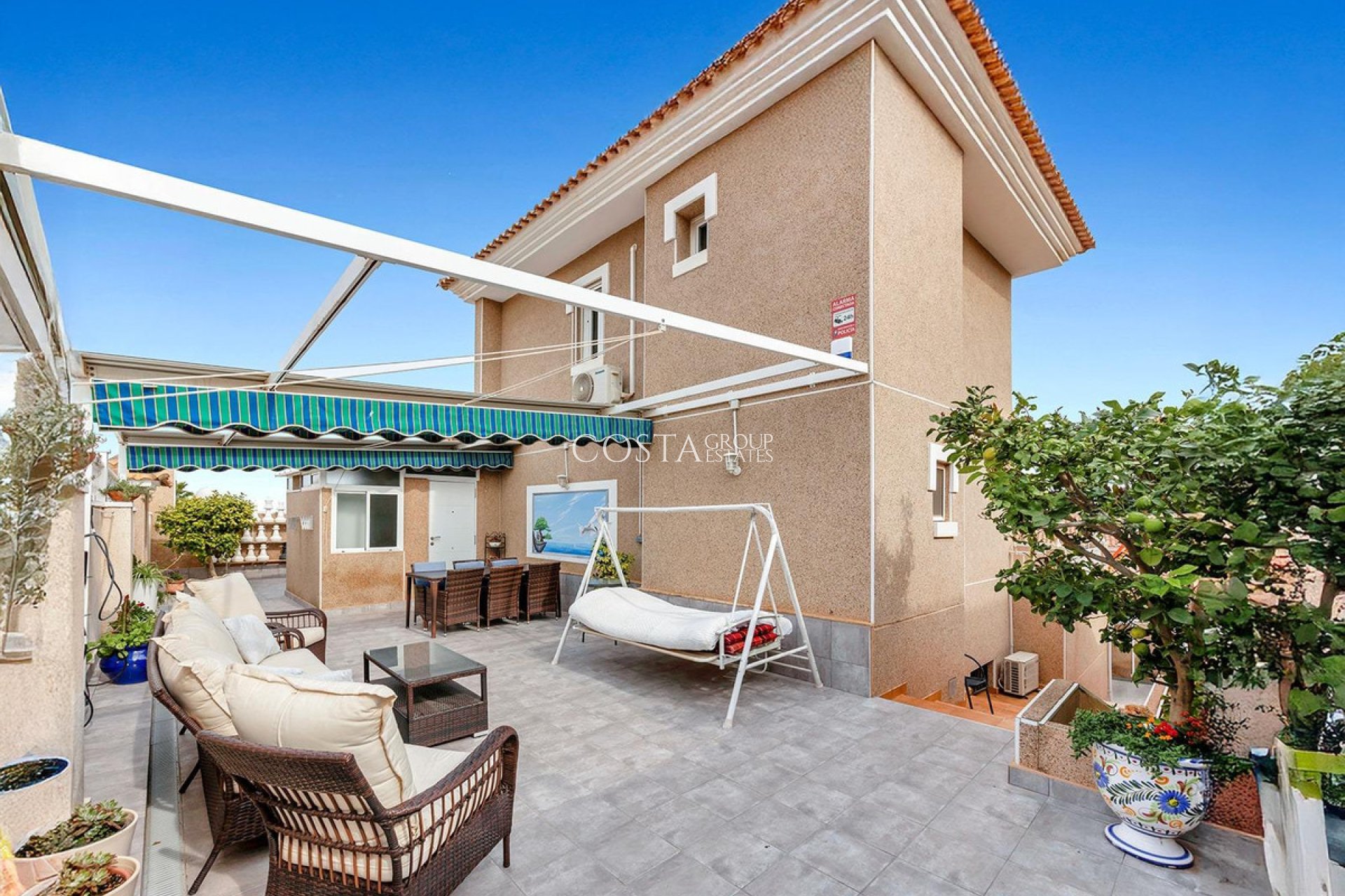 Odsprzedaż - Willa -
Torrevieja - Torrevieja Centro
