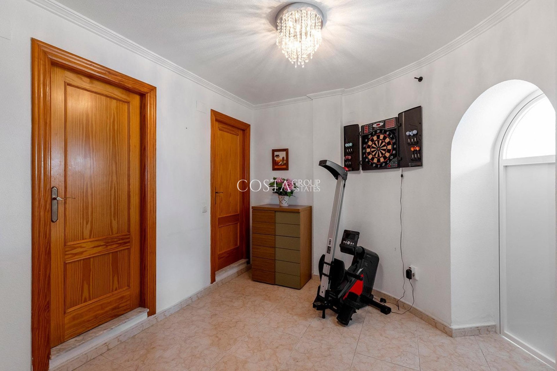 Odsprzedaż - Willa -
Torrevieja - Torrevieja Centro