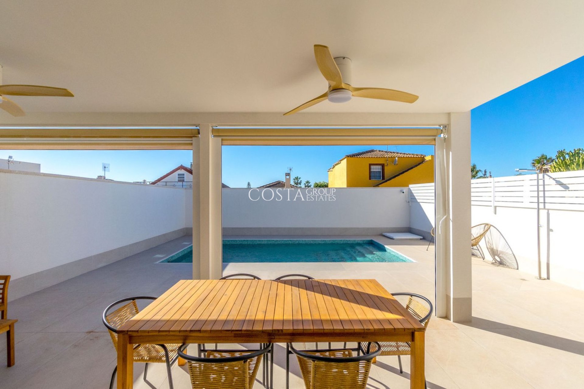 Odsprzedaż - Willa -
Torrevieja - Torrevieja Centro