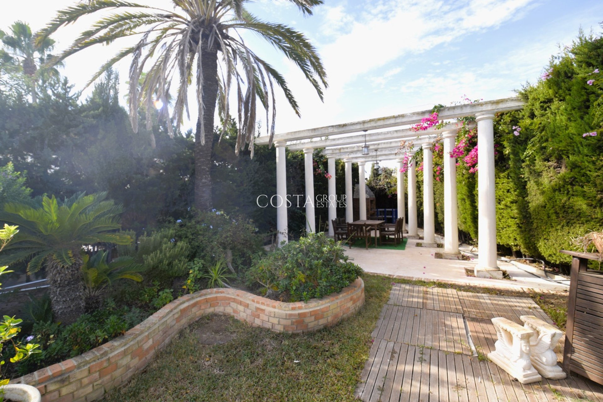 Odsprzedaż - Willa -
Torrevieja - Torrevieja Centro