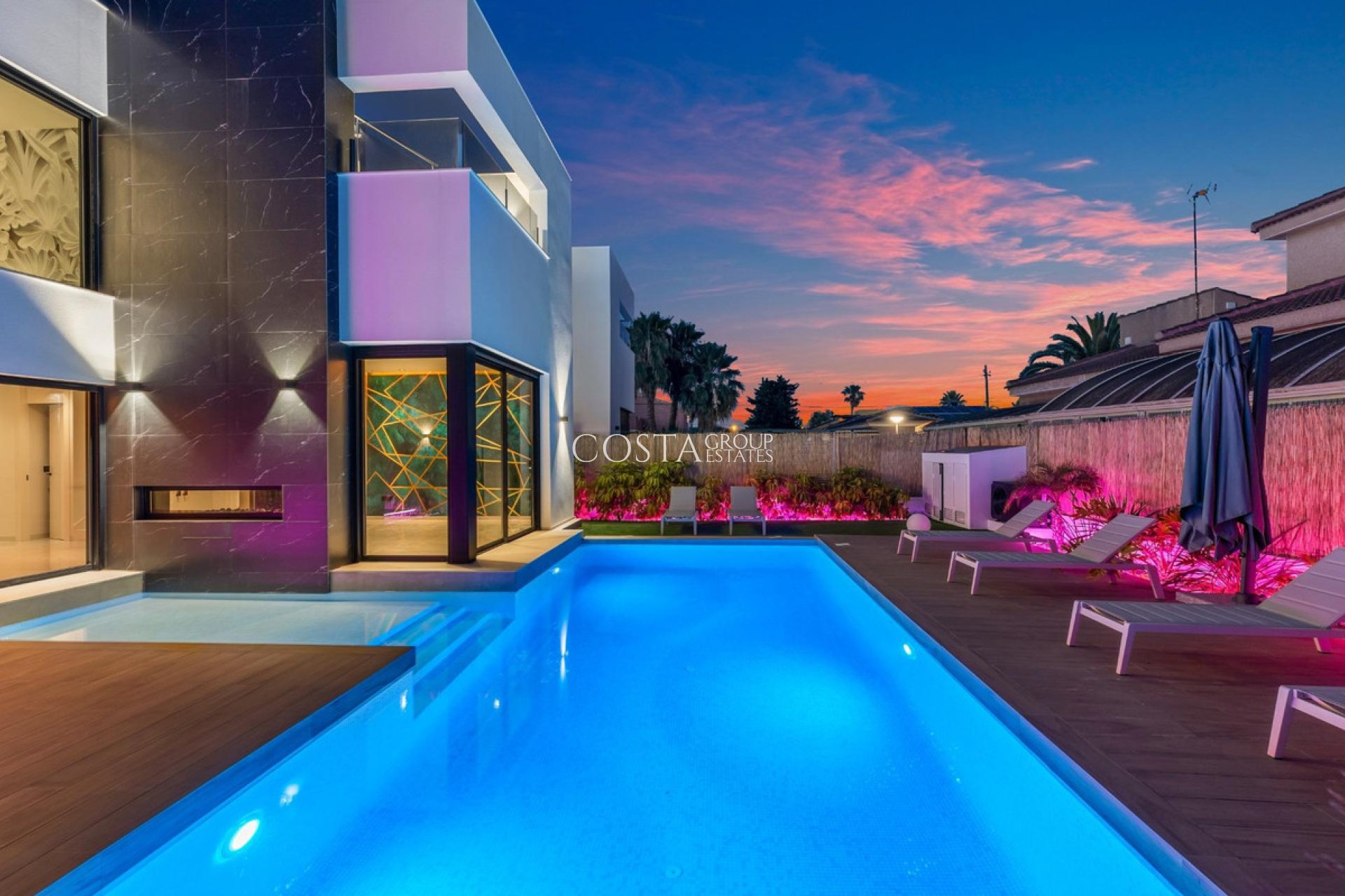 Odsprzedaż - Willa -
Torrevieja - Torrevieja Centro