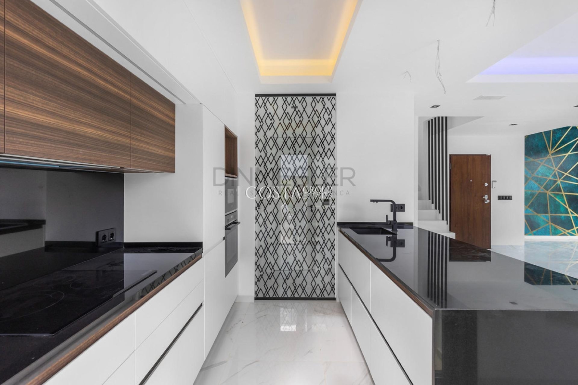 Odsprzedaż - Willa -
Torrevieja - Torrevieja Centro