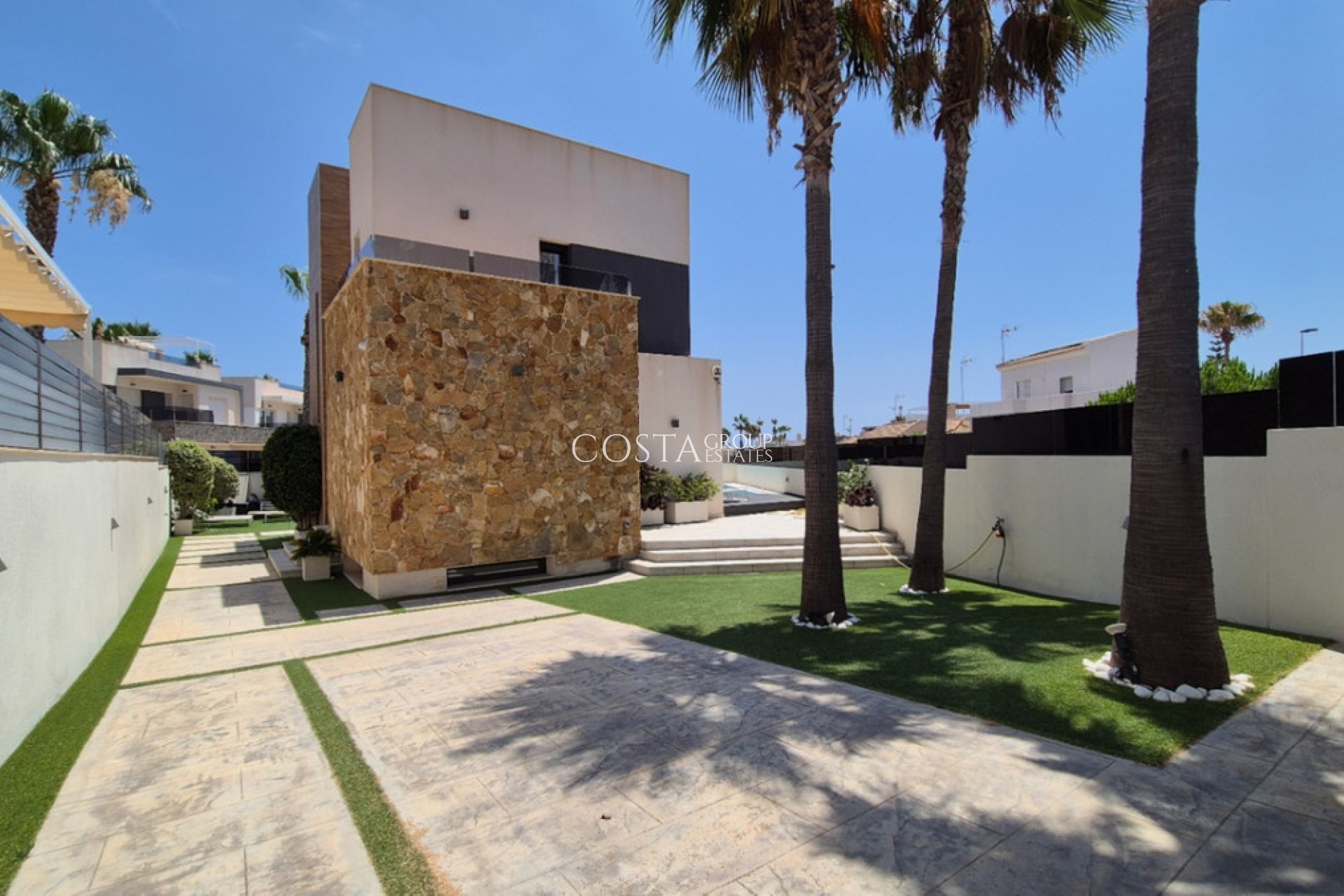 Odsprzedaż - Willa -
Torrevieja - Torrevieja Centro