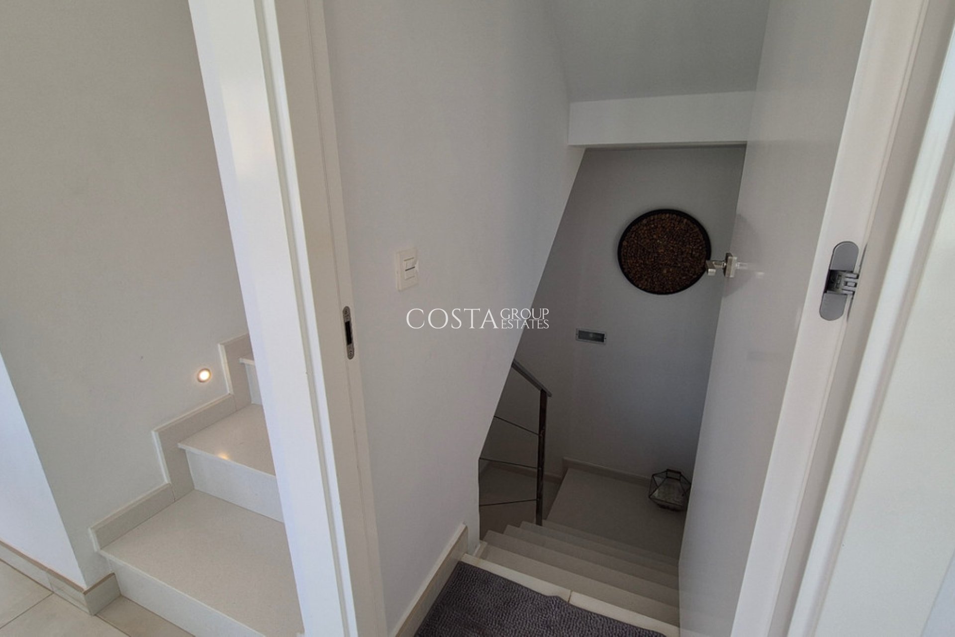 Odsprzedaż - Willa -
Torrevieja - Torrevieja Centro