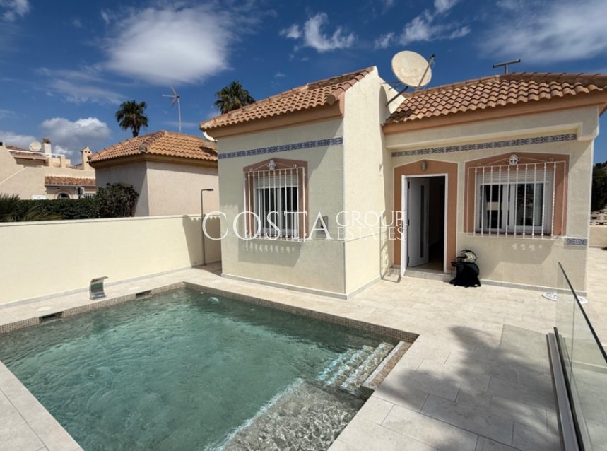 Odsprzedaż - Willa -
Torrevieja