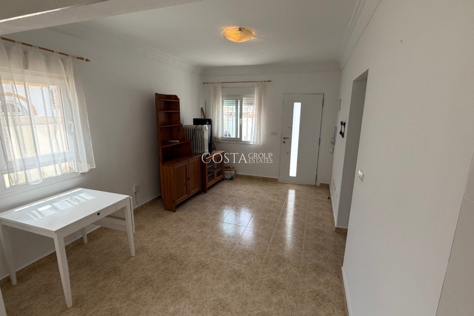 Odsprzedaż - Willa -
Torrevieja