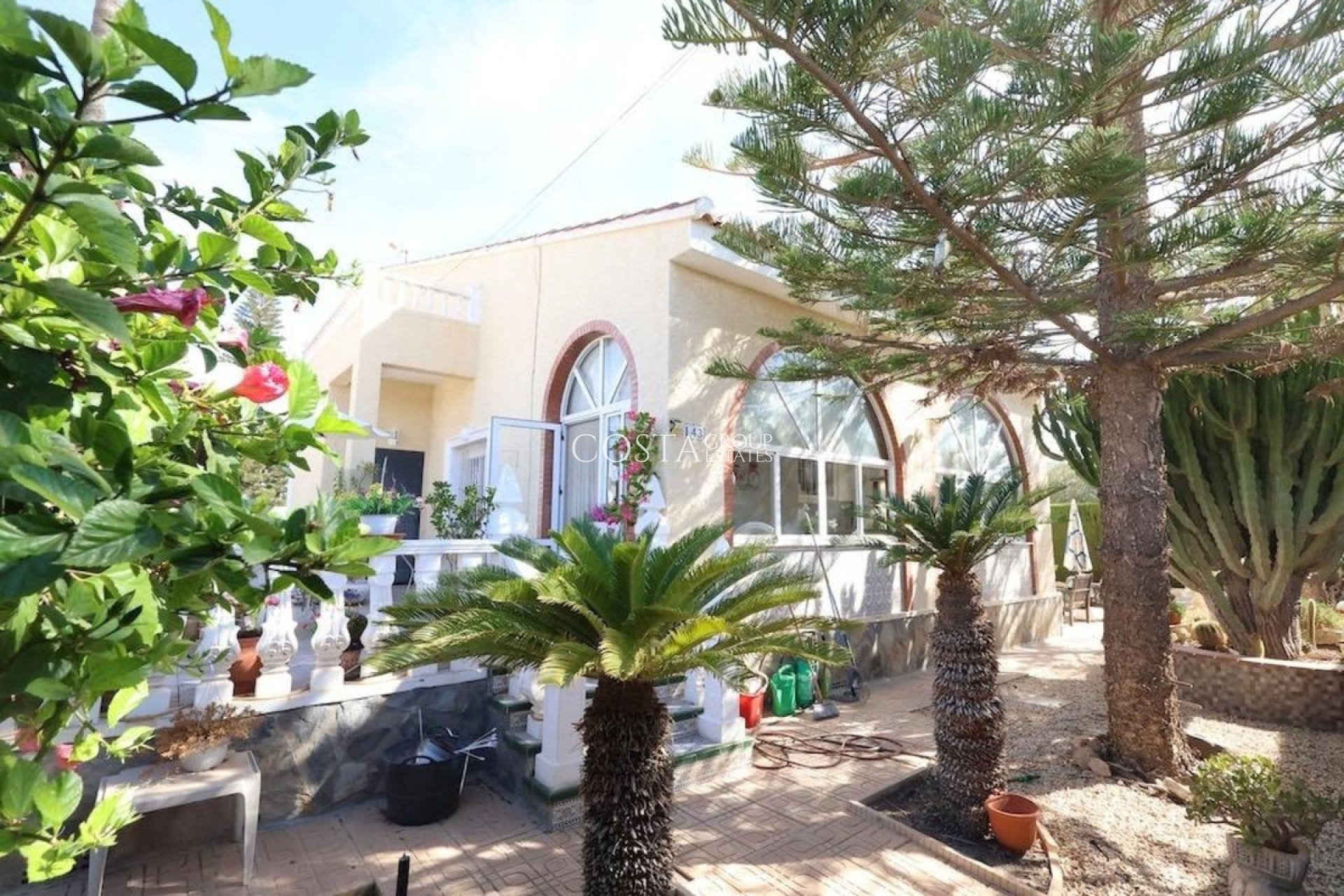 Odsprzedaż - Willa -
Torrevieja