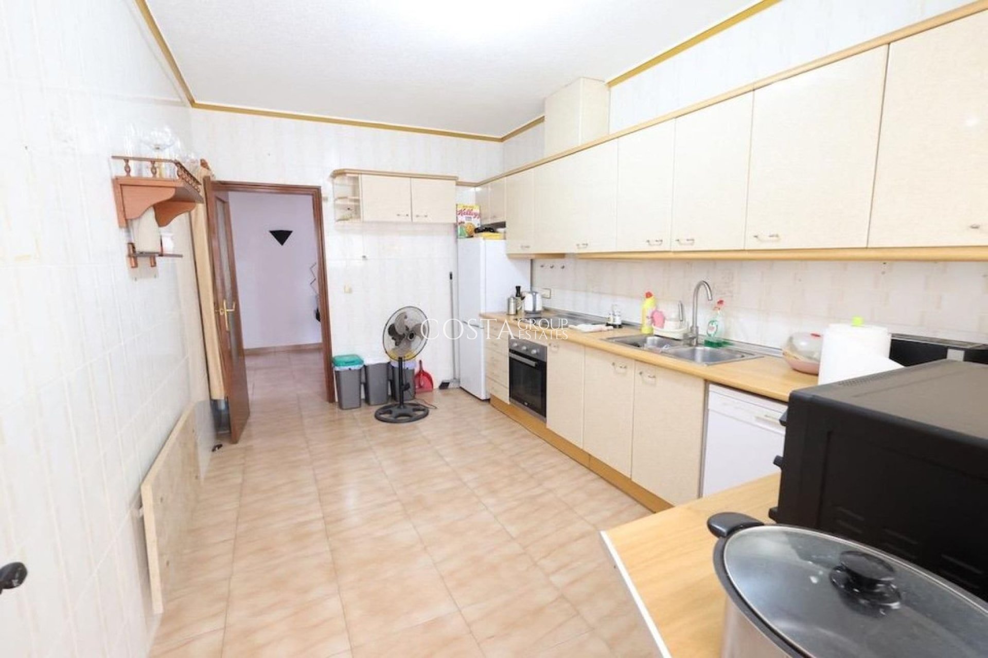 Odsprzedaż - Willa -
Torrevieja