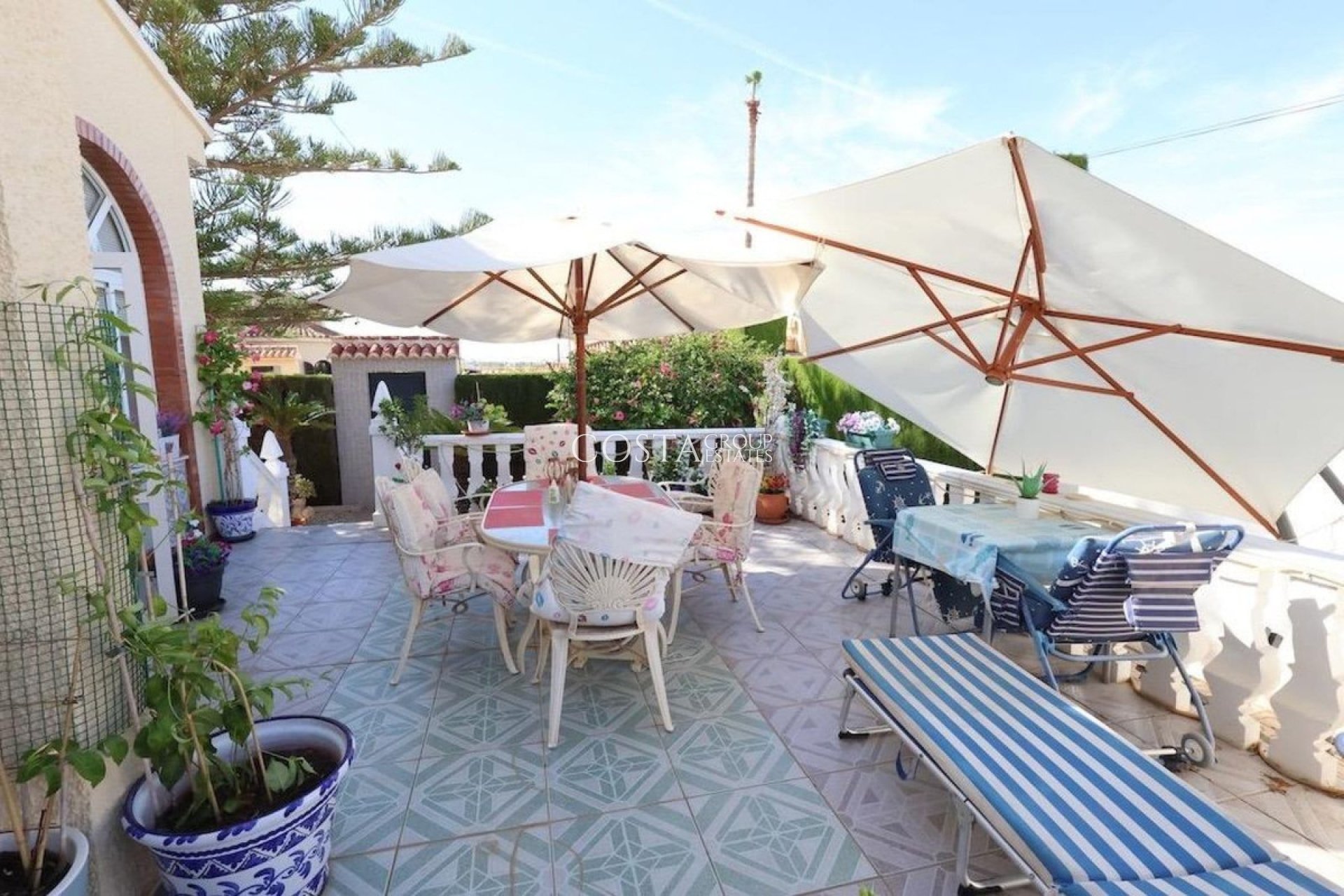 Odsprzedaż - Willa -
Torrevieja