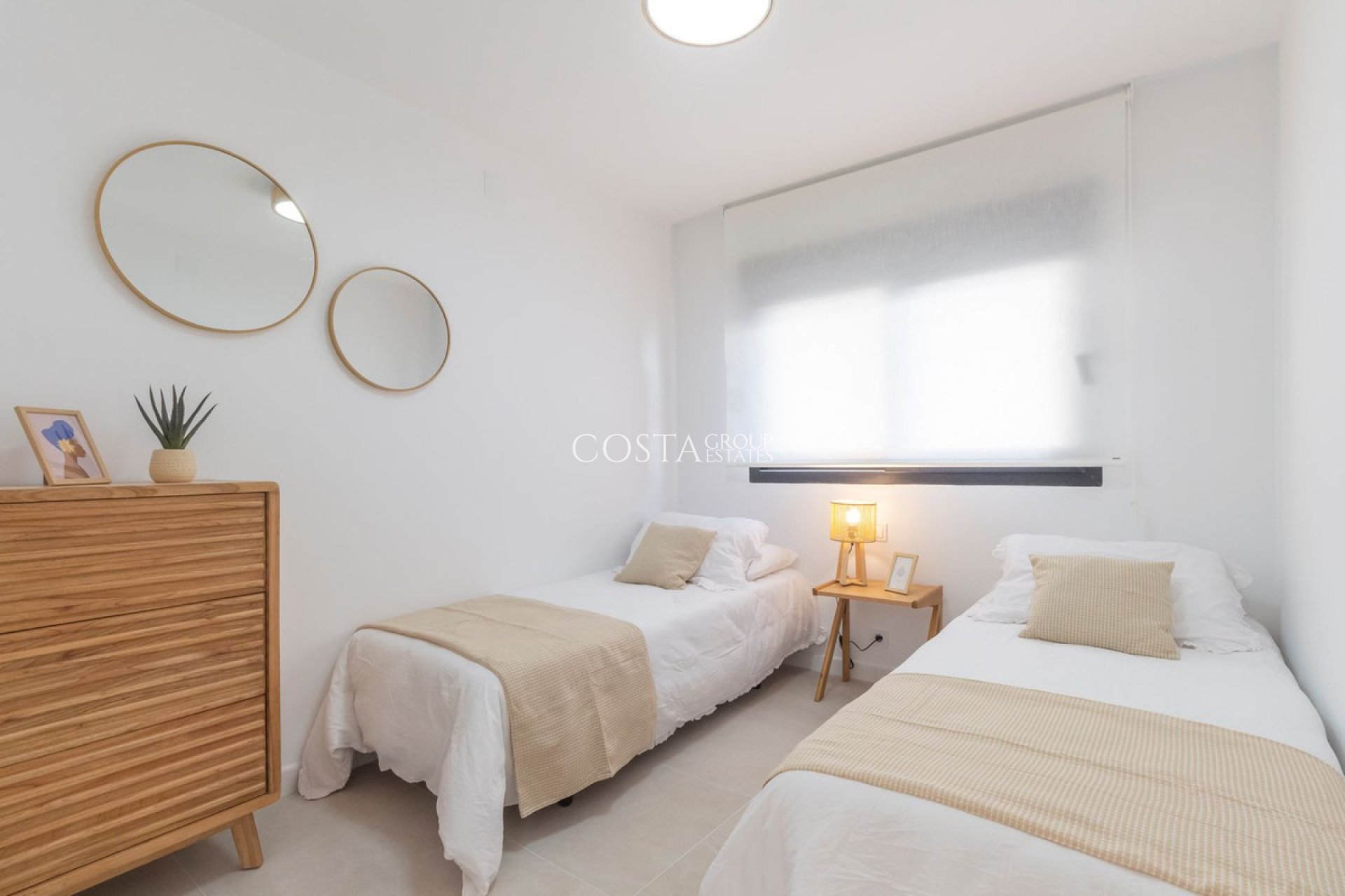 Odsprzedaż - Willa -
Torrevieja