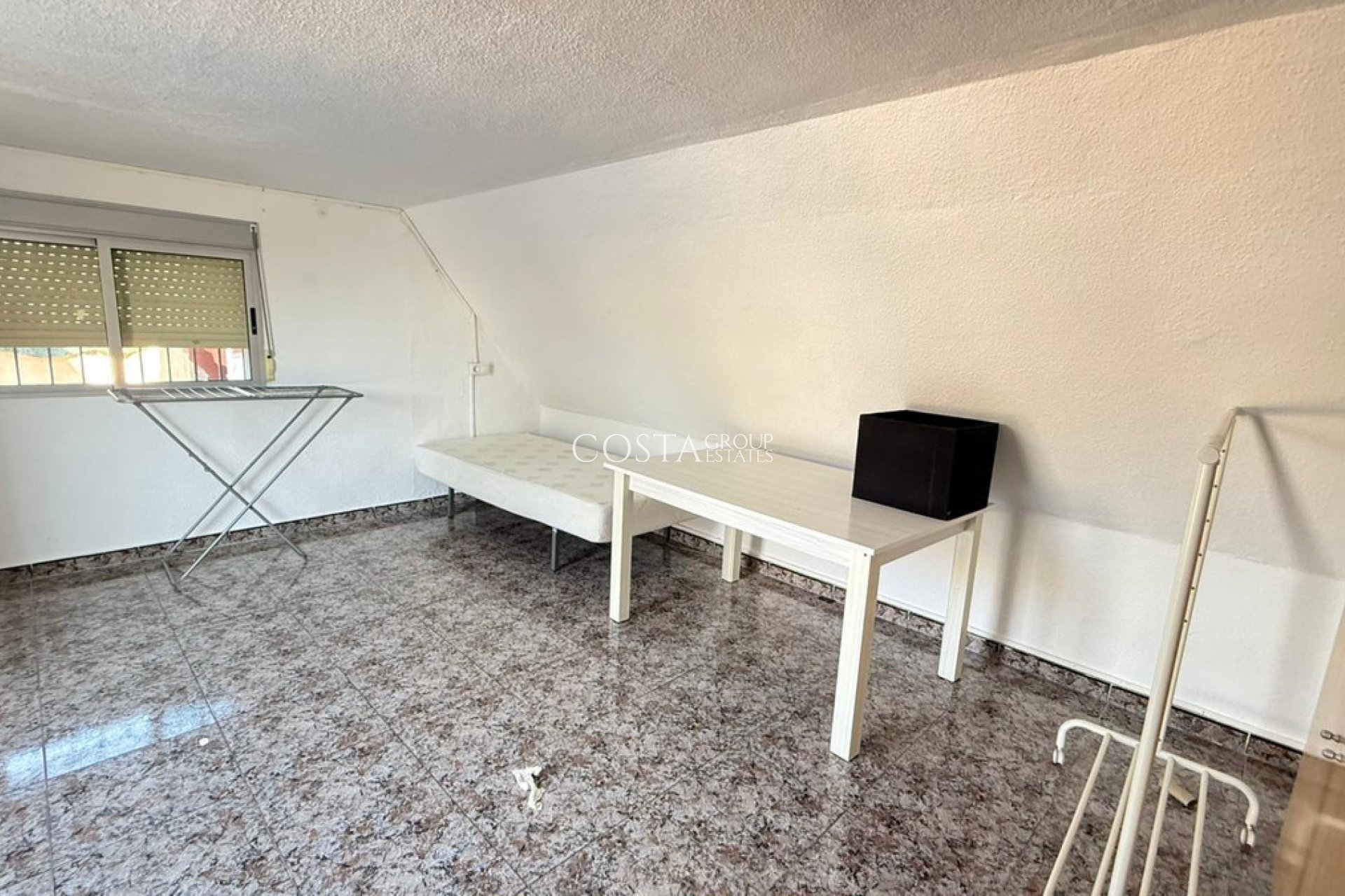 Odsprzedaż - Willa -
Torrevieja