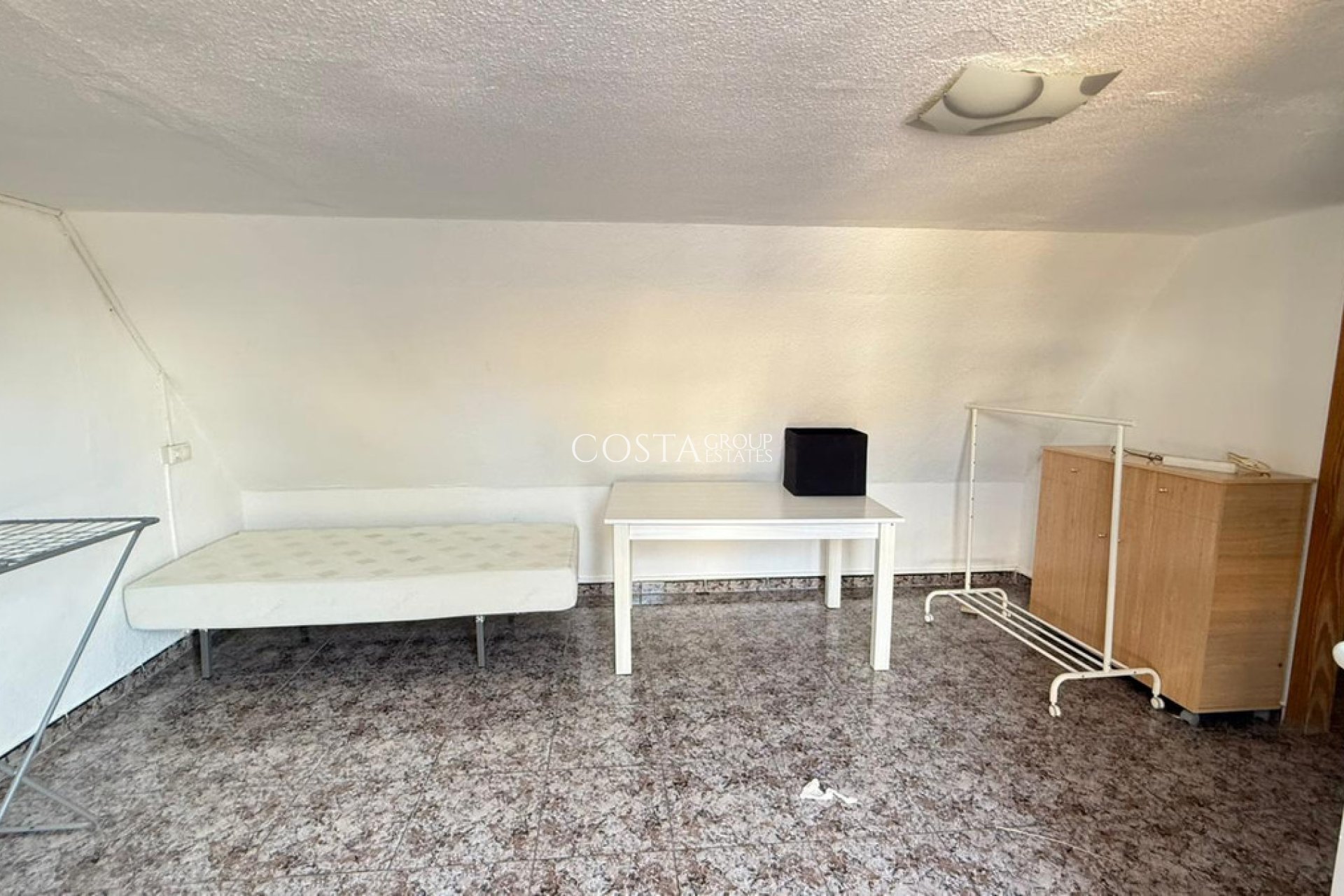 Odsprzedaż - Willa -
Torrevieja