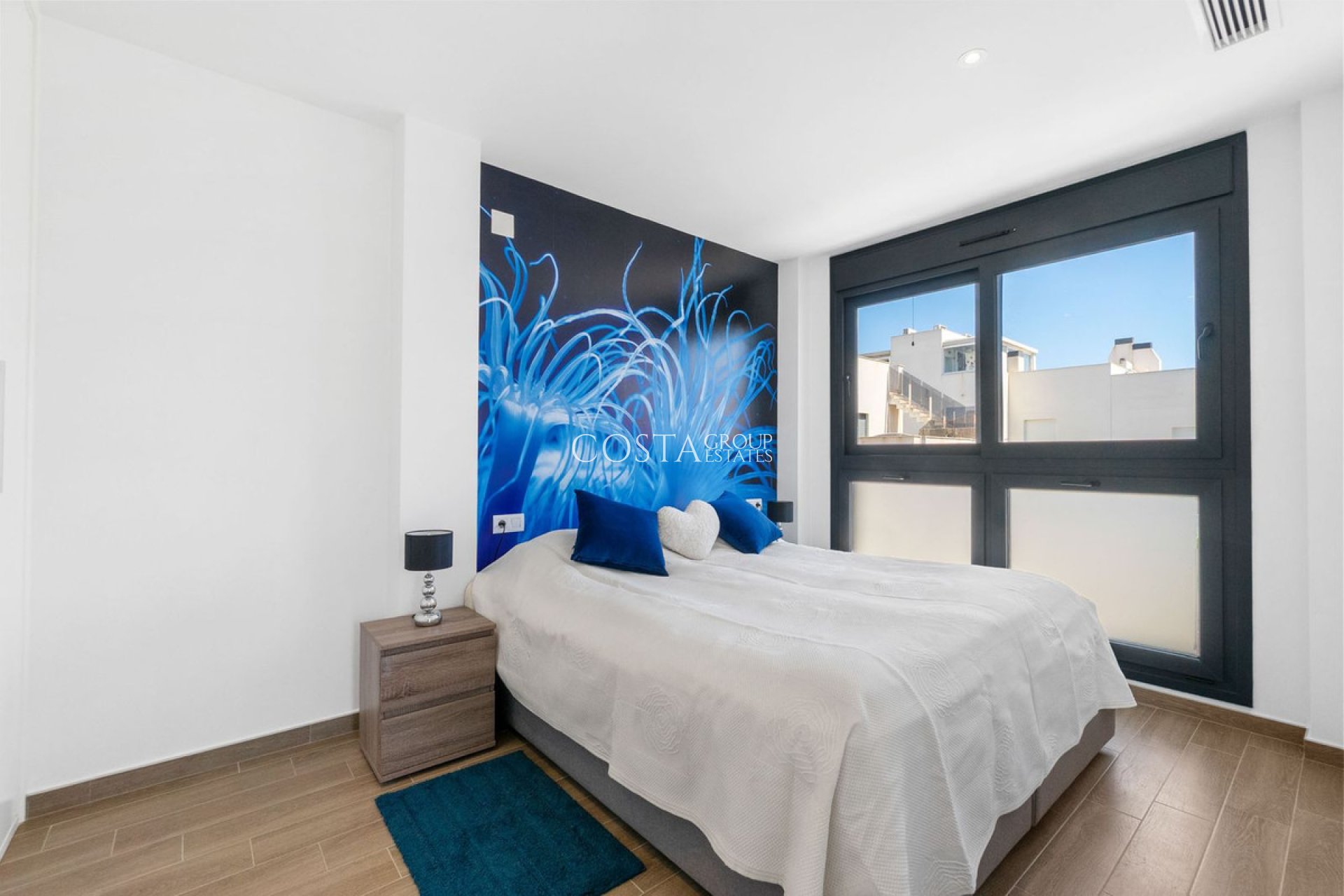 Odsprzedaż - Willa -
Torrevieja