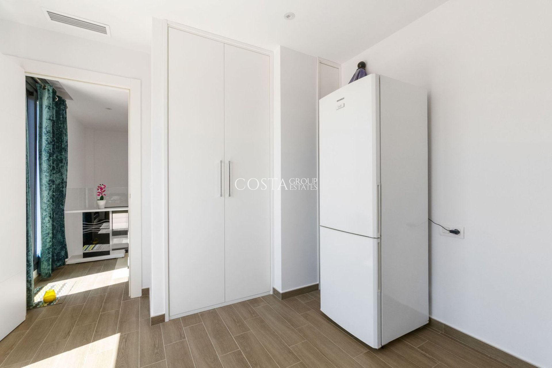 Odsprzedaż - Willa -
Torrevieja