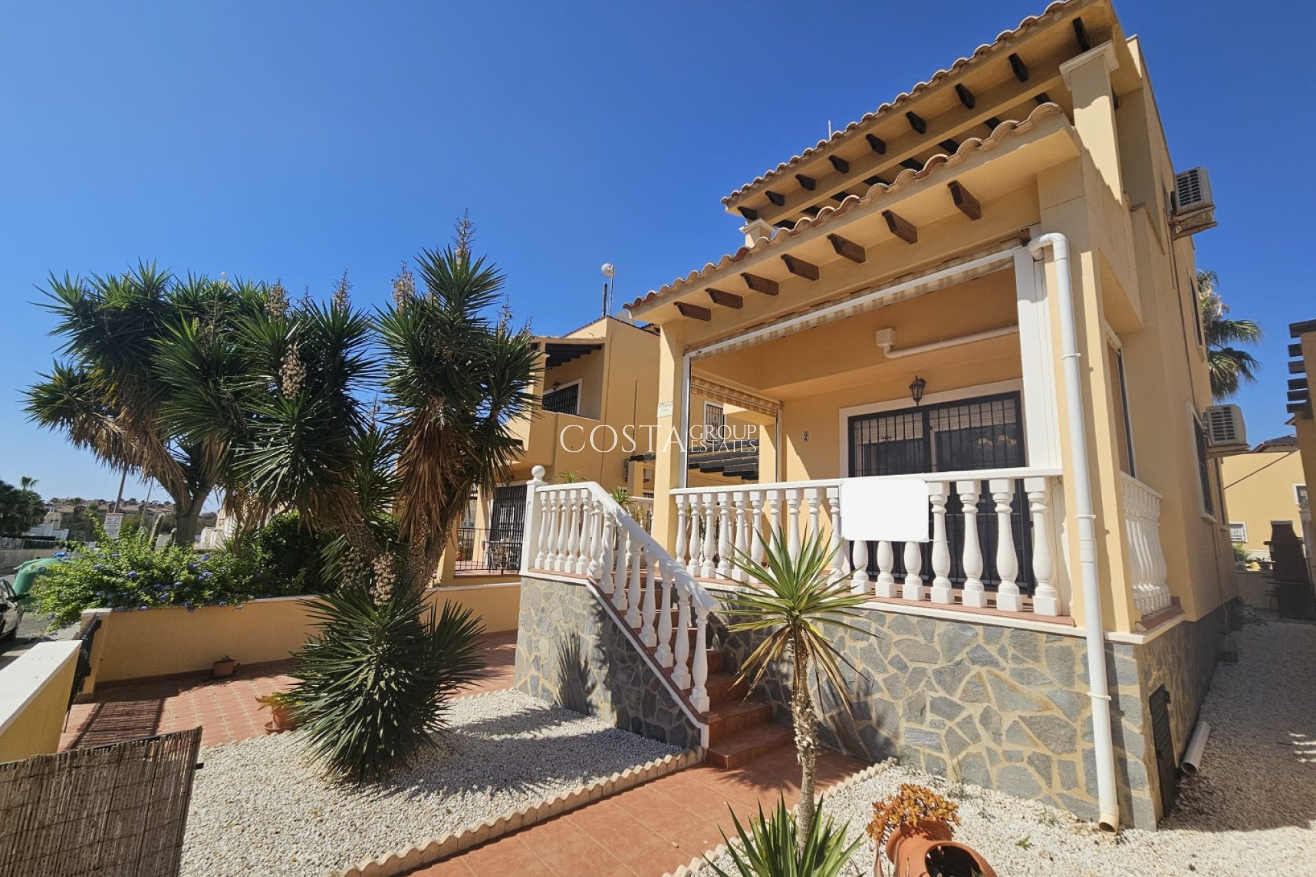 Odsprzedaż - Willa -
Villamartín - Lomas del Golf