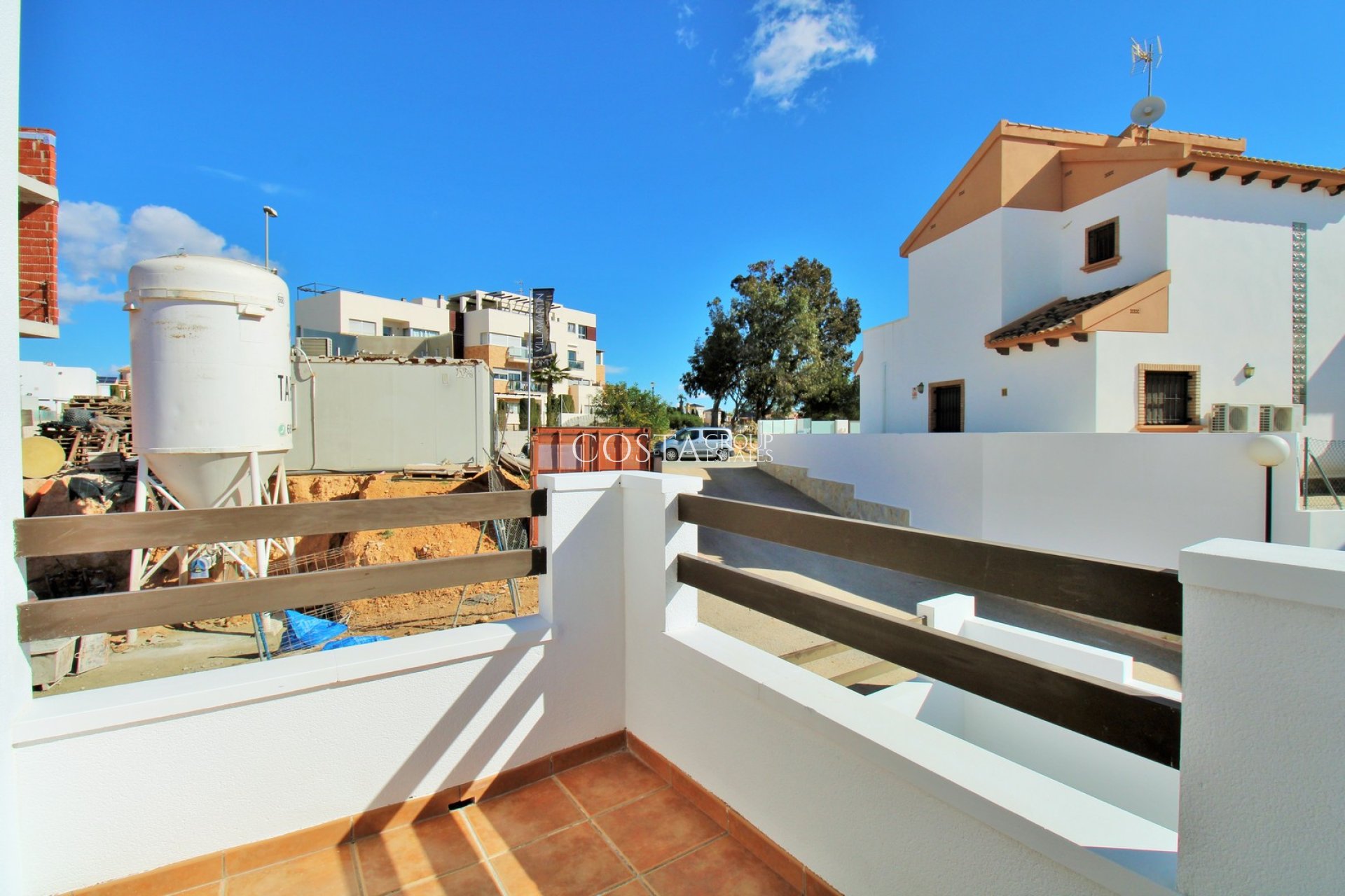 Odsprzedaż - Willa -
Villamartín - PAU 8