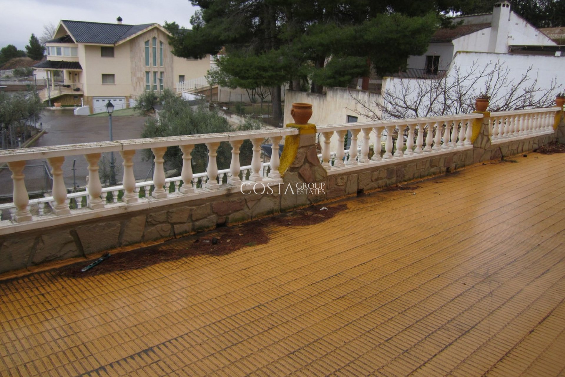 Odsprzedaż - Willa -
Yecla - Yecla Centro