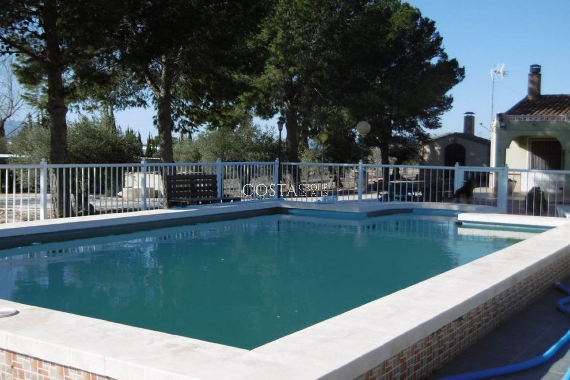 Odsprzedaż - Willa -
Yecla - Yecla Centro