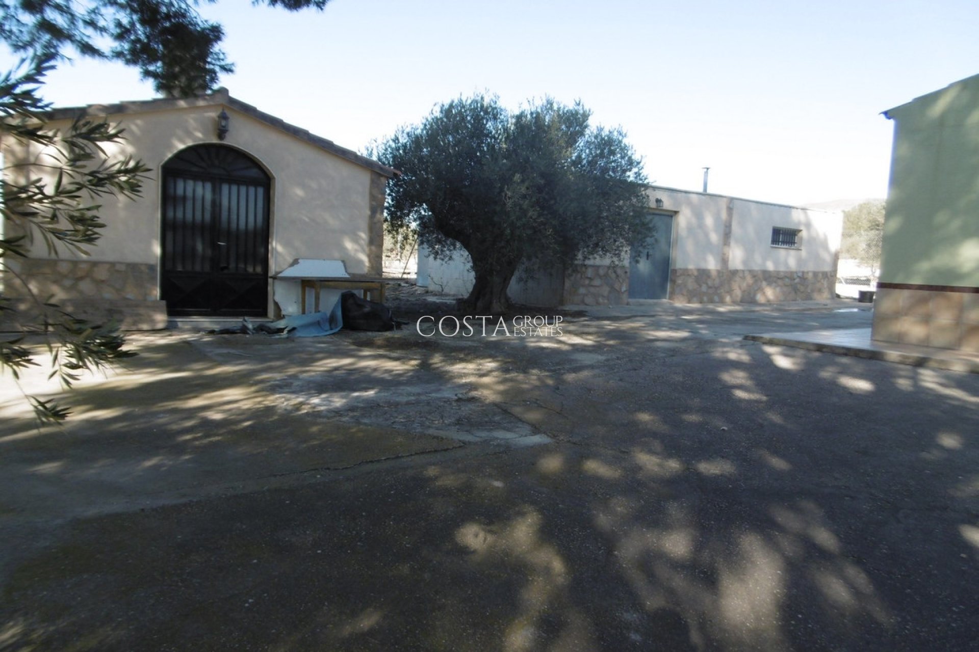 Odsprzedaż - Willa -
Yecla - Yecla Centro