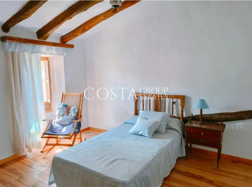 Odsprzedaż - Willa -
Yecla - Yecla Centro