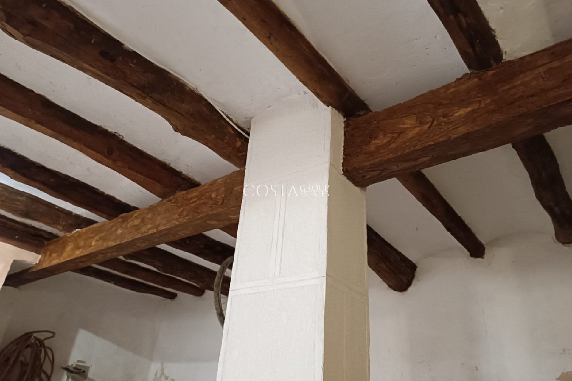 Odsprzedaż - Willa -
Yecla - Yecla Centro