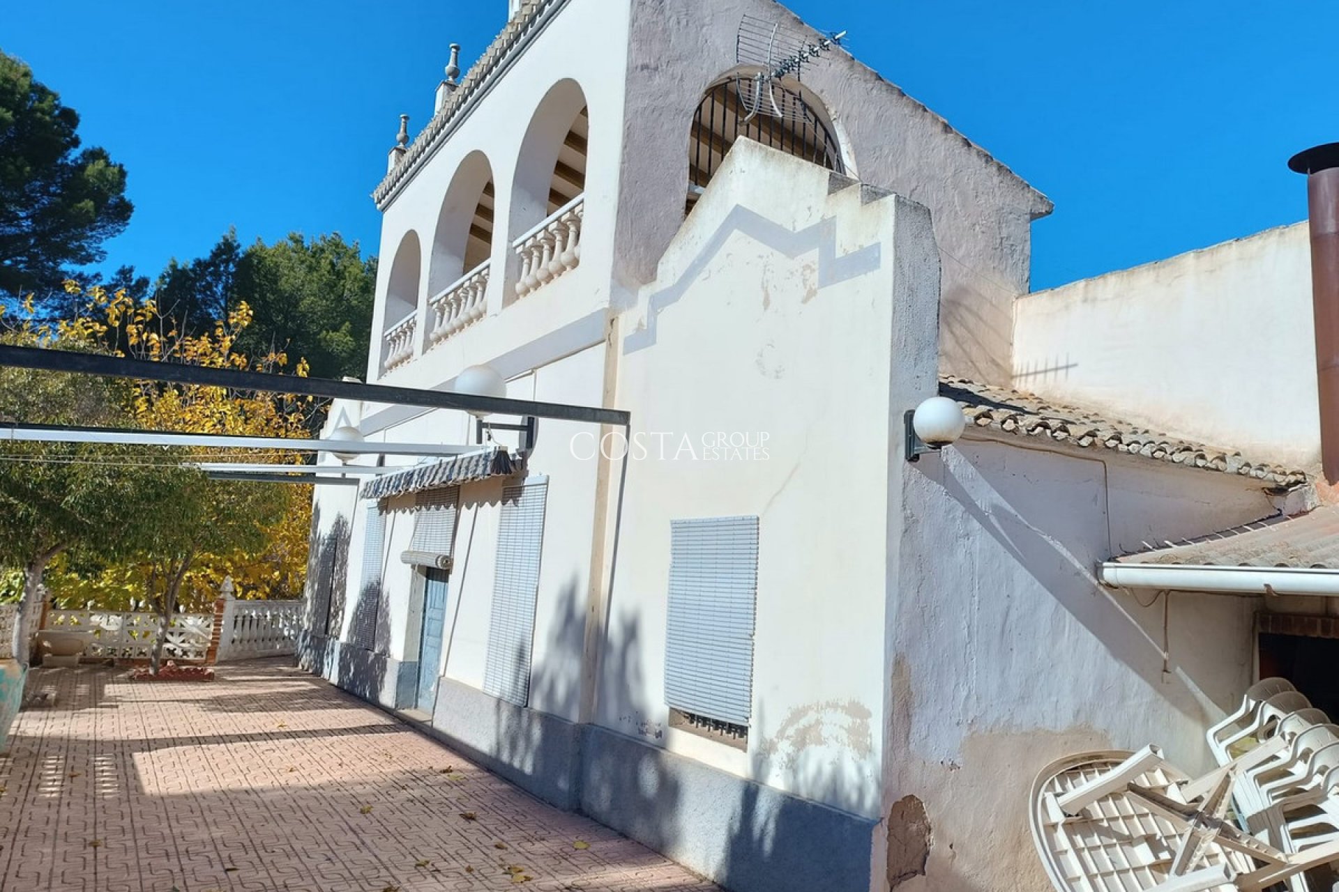 Odsprzedaż - Willa -
Yecla - Yecla Centro