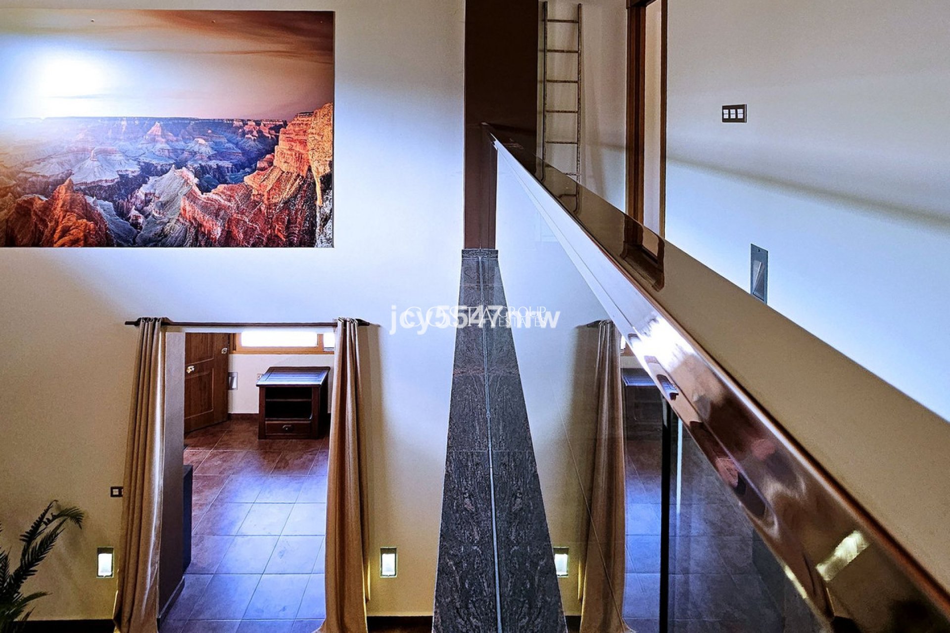 Odsprzedaż - Willa -
Yecla - Yecla Centro