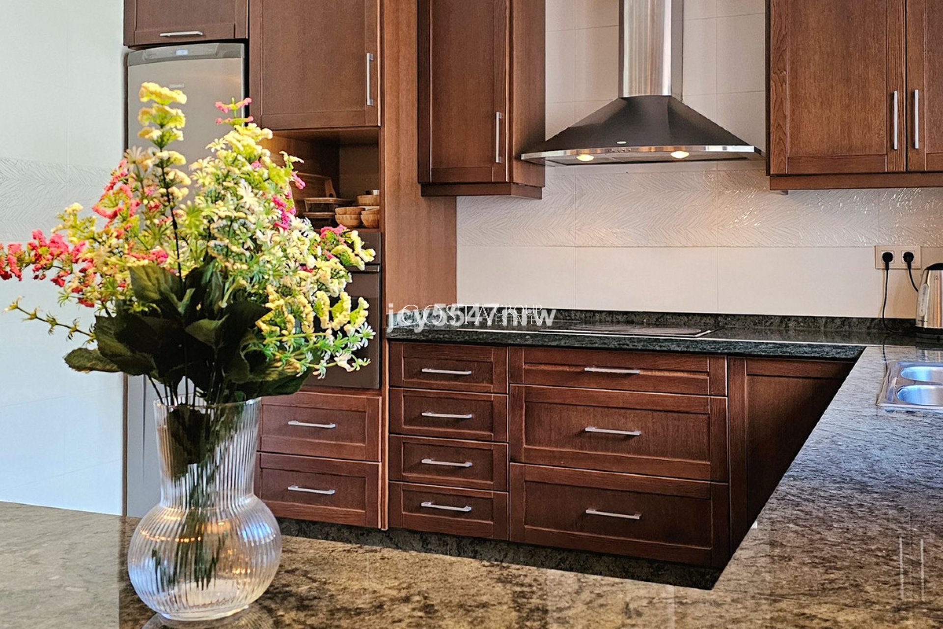 Odsprzedaż - Willa -
Yecla - Yecla Centro