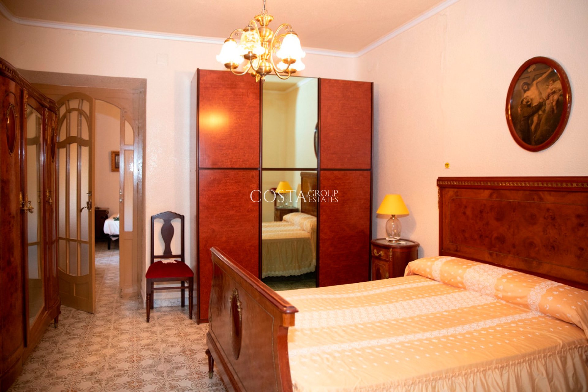 Odsprzedaż - Willa -
Yecla - Yecla Centro