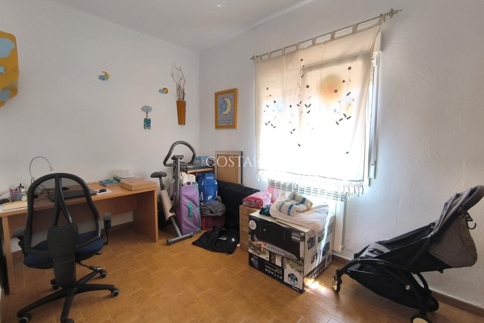 Odsprzedaż - Willa -
Yecla - Yecla Centro