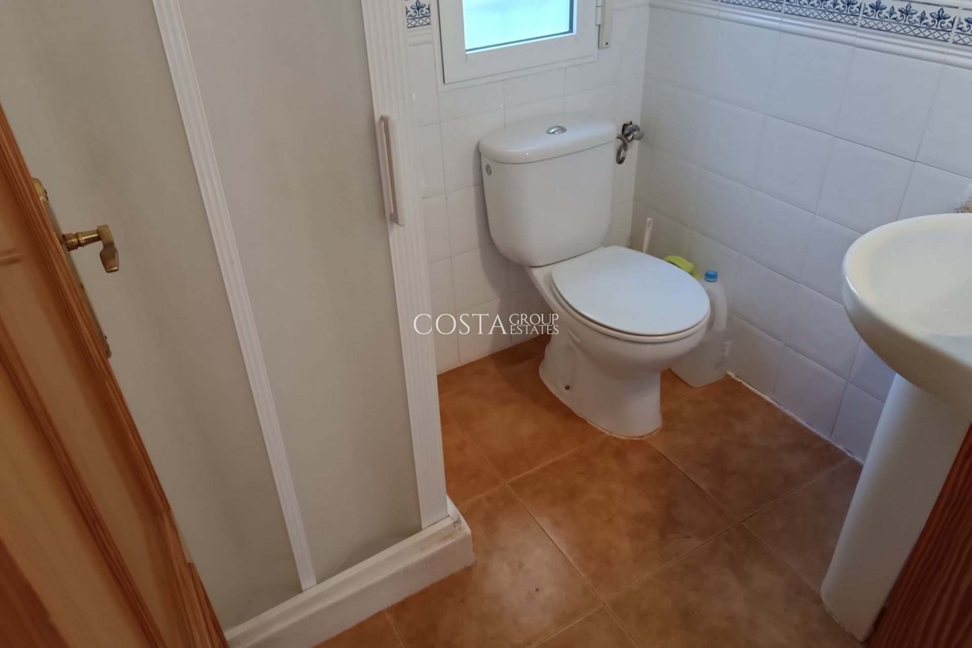 Odsprzedaż - Willa -
Yecla - Yecla Centro