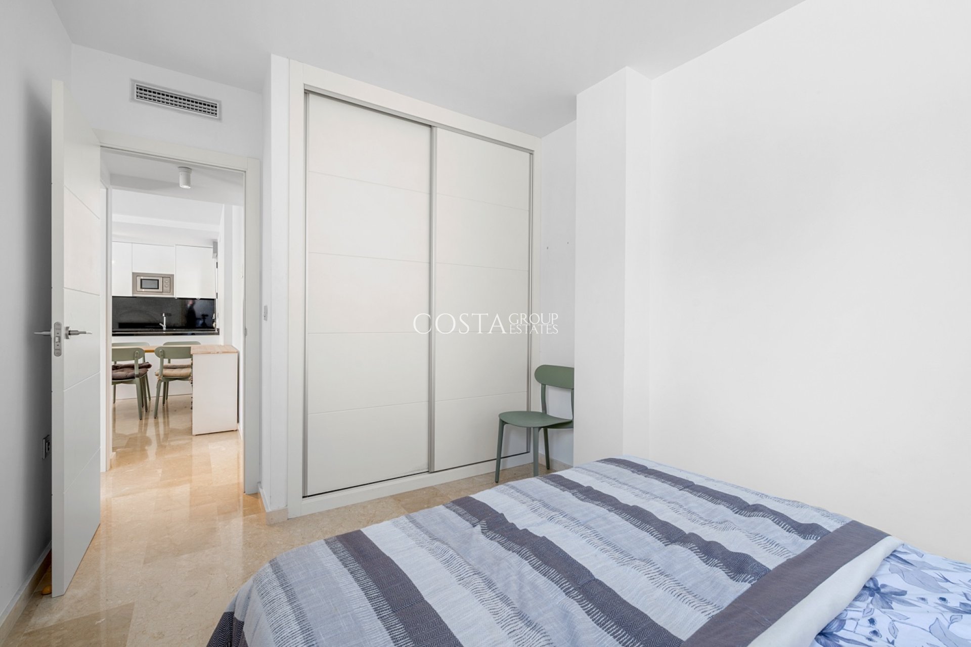 Resale - Apartment -
Orihuela Costa - Las Filipinas