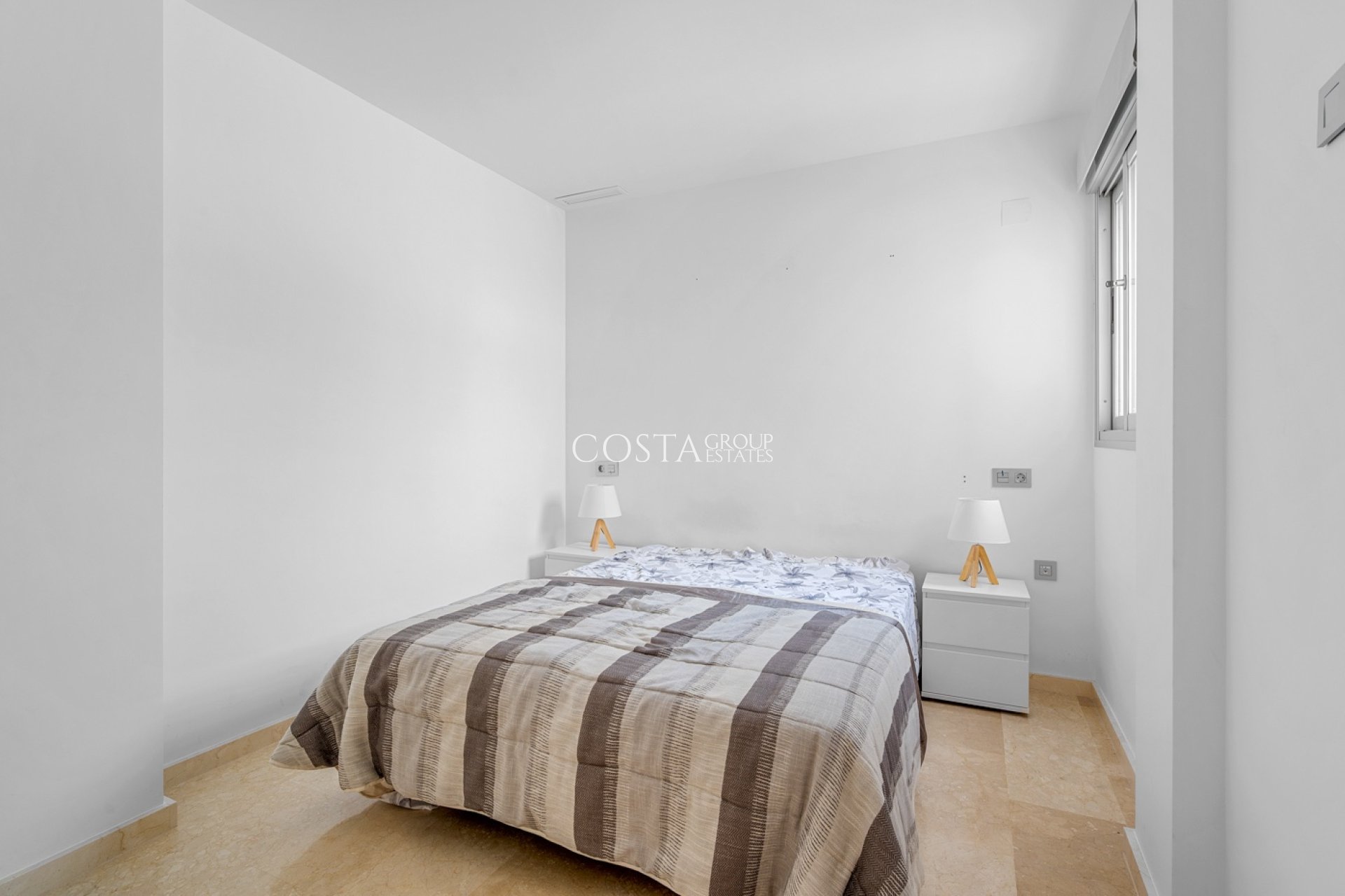 Resale - Apartment -
Orihuela Costa - Las Filipinas
