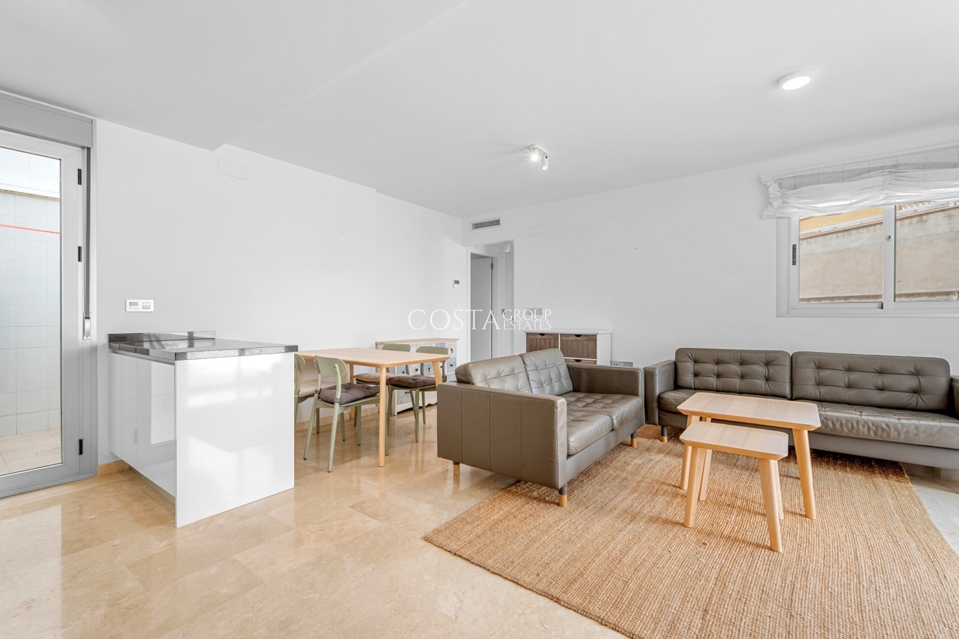 Resale - Apartment -
Orihuela Costa - Las Filipinas