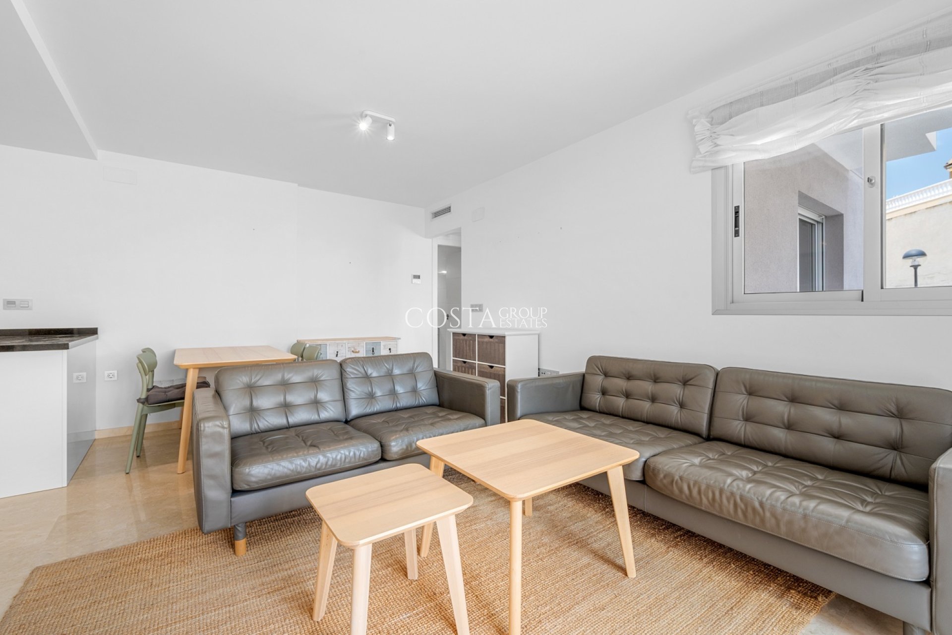 Resale - Apartment -
Orihuela Costa - Las Filipinas