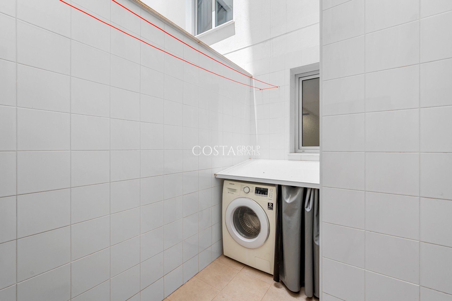 Resale - Apartment -
Orihuela Costa - Las Filipinas