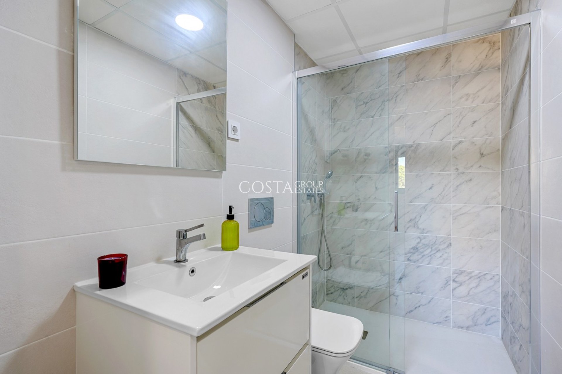 Resale - Apartment -
Orihuela Costa - Punta Prima