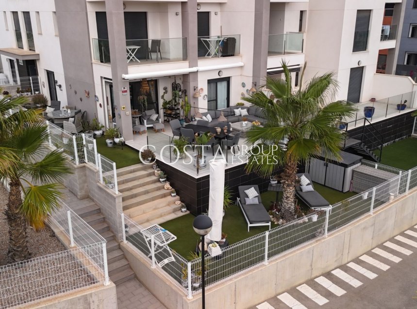 Resale - Apartment -
Orihuela Costa - Villamartín