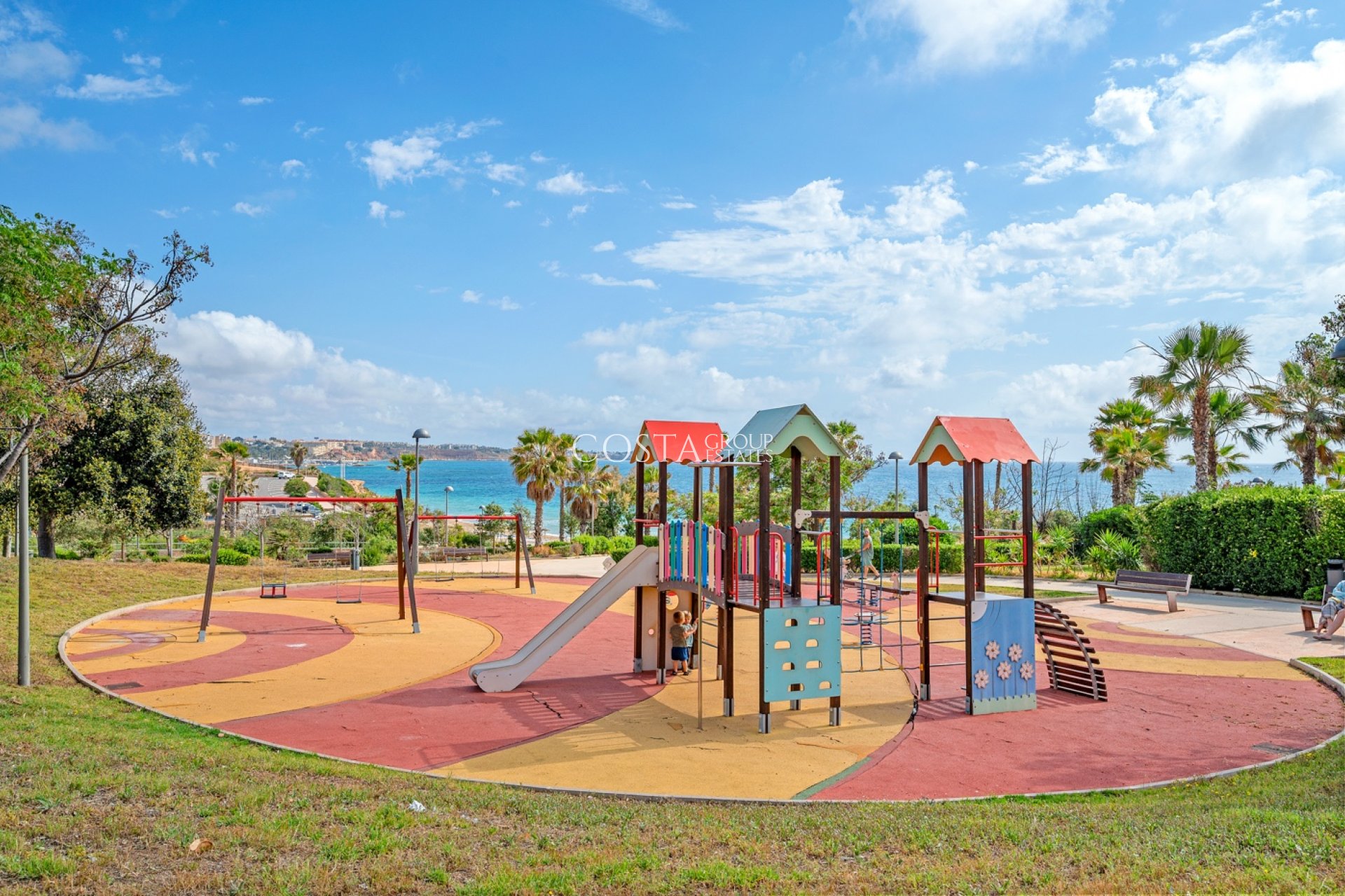 Resale - Apartment -
Pilar de la Horadada - Mil Palmeras