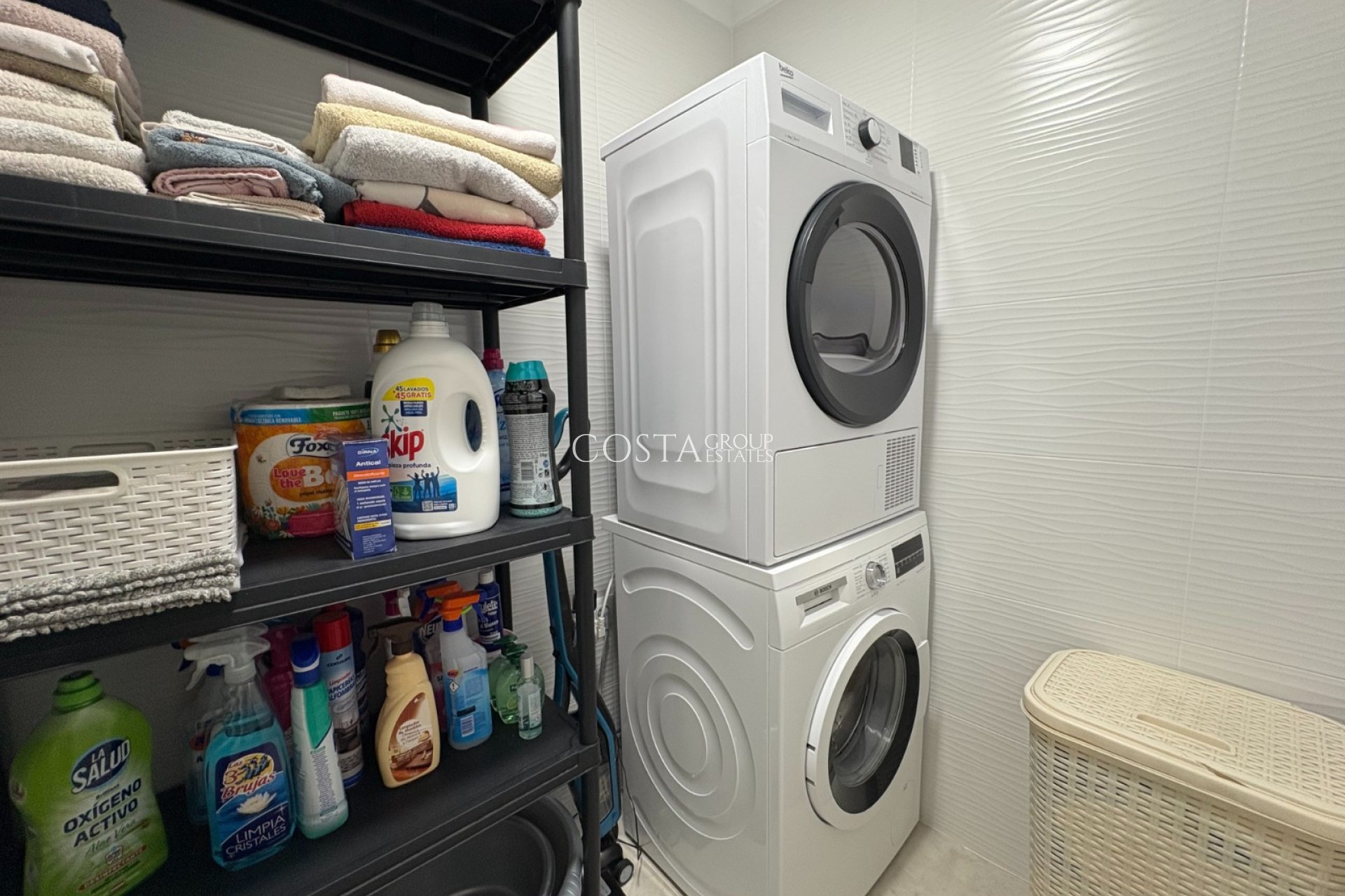 Resale - Apartment -
Torrevieja - Centro