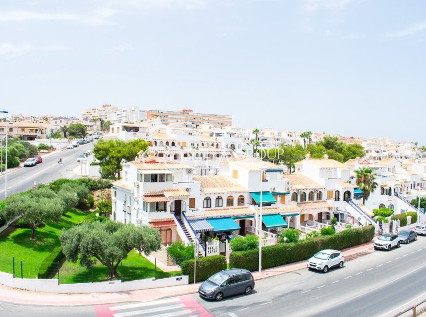 Resale - Apartment -
Torrevieja - Torrelamata - La Mata