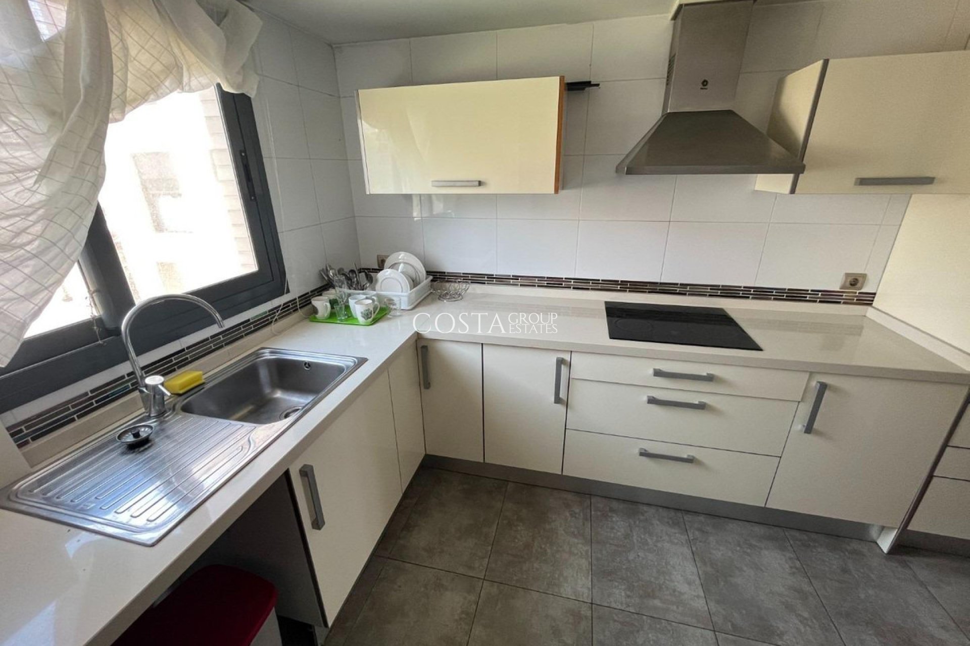 Resale - Apartments -
Alicante - Alicante Centro