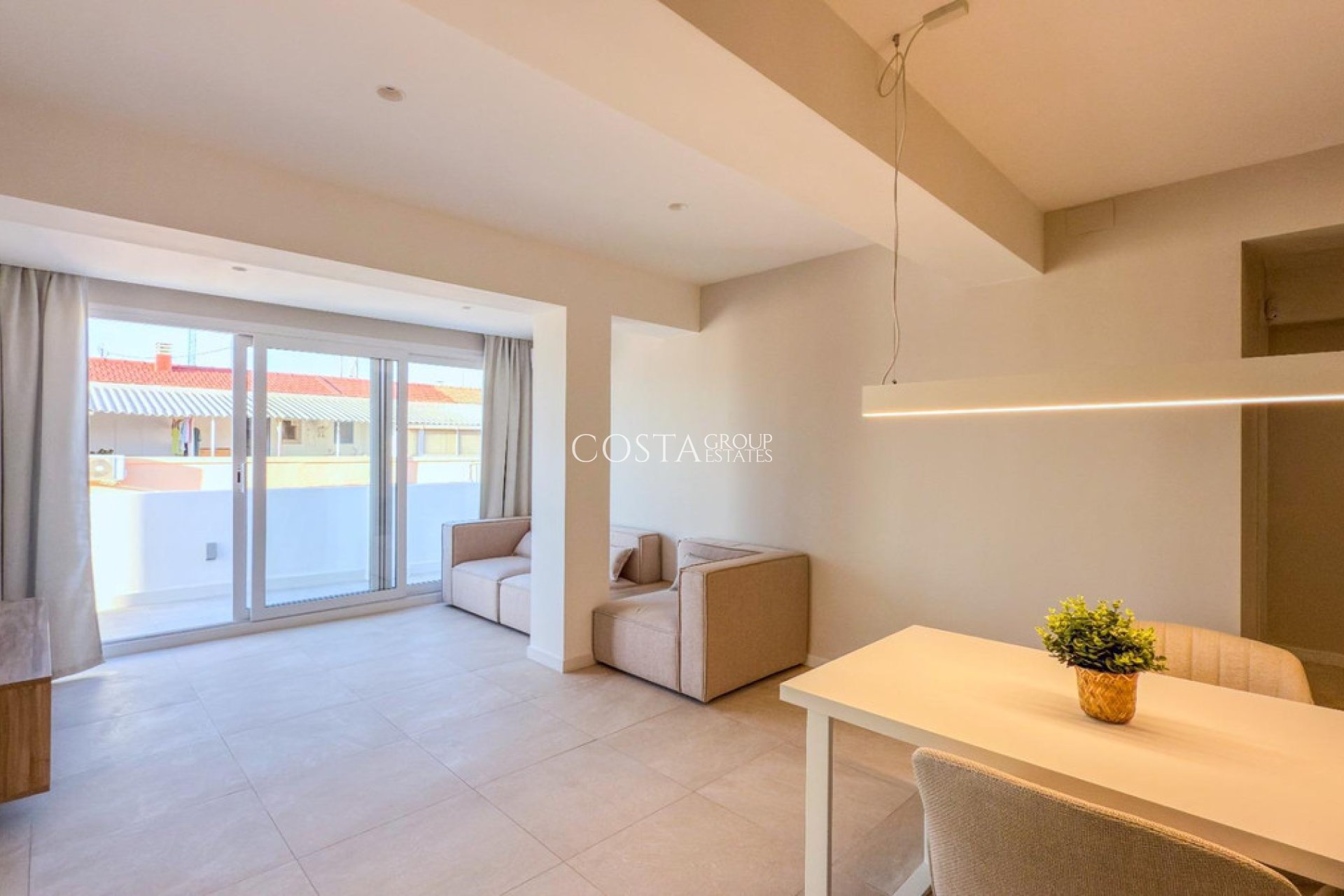 Resale - Apartments -
Alicante - Alicante Centro