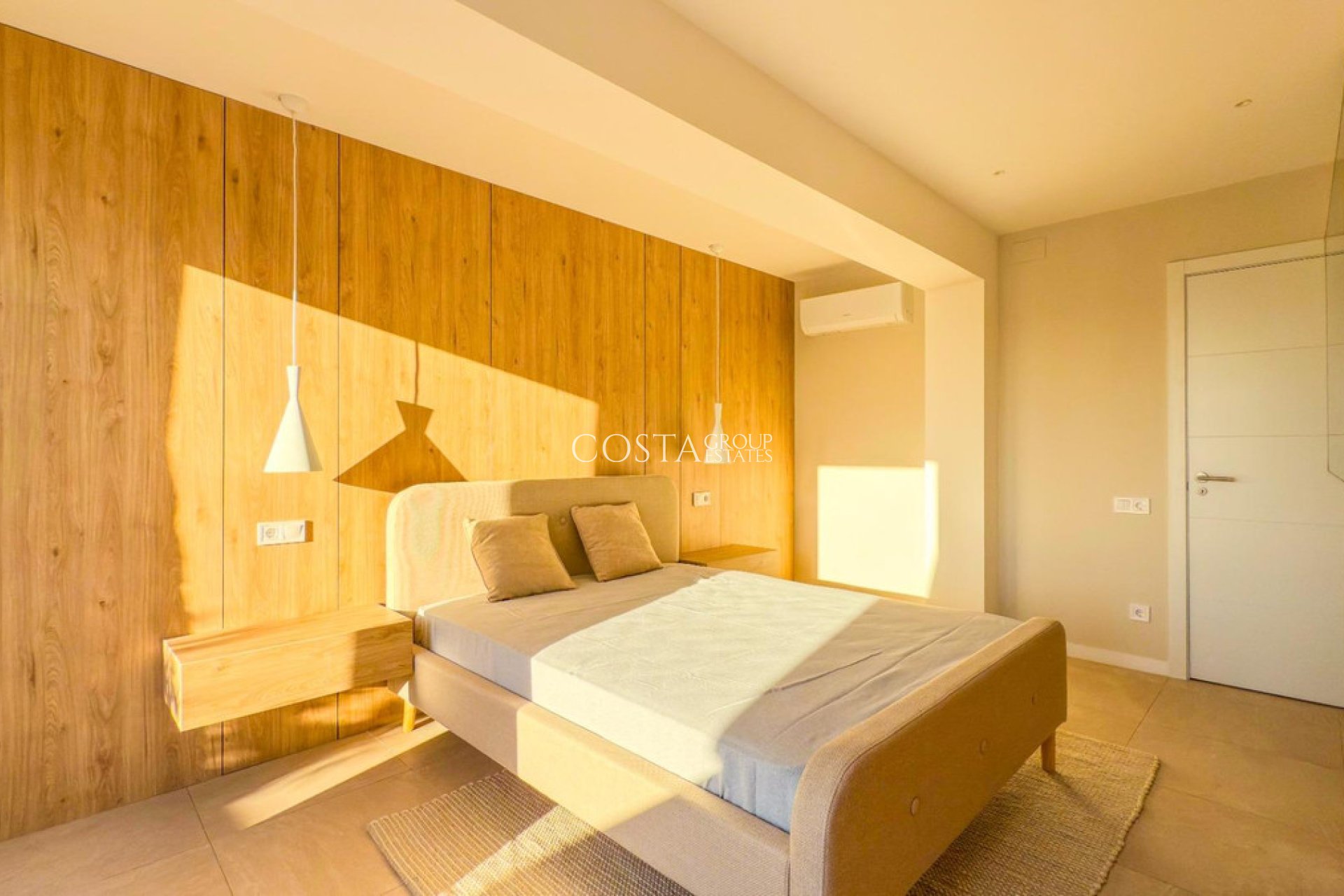 Resale - Apartments -
Alicante - Alicante Centro