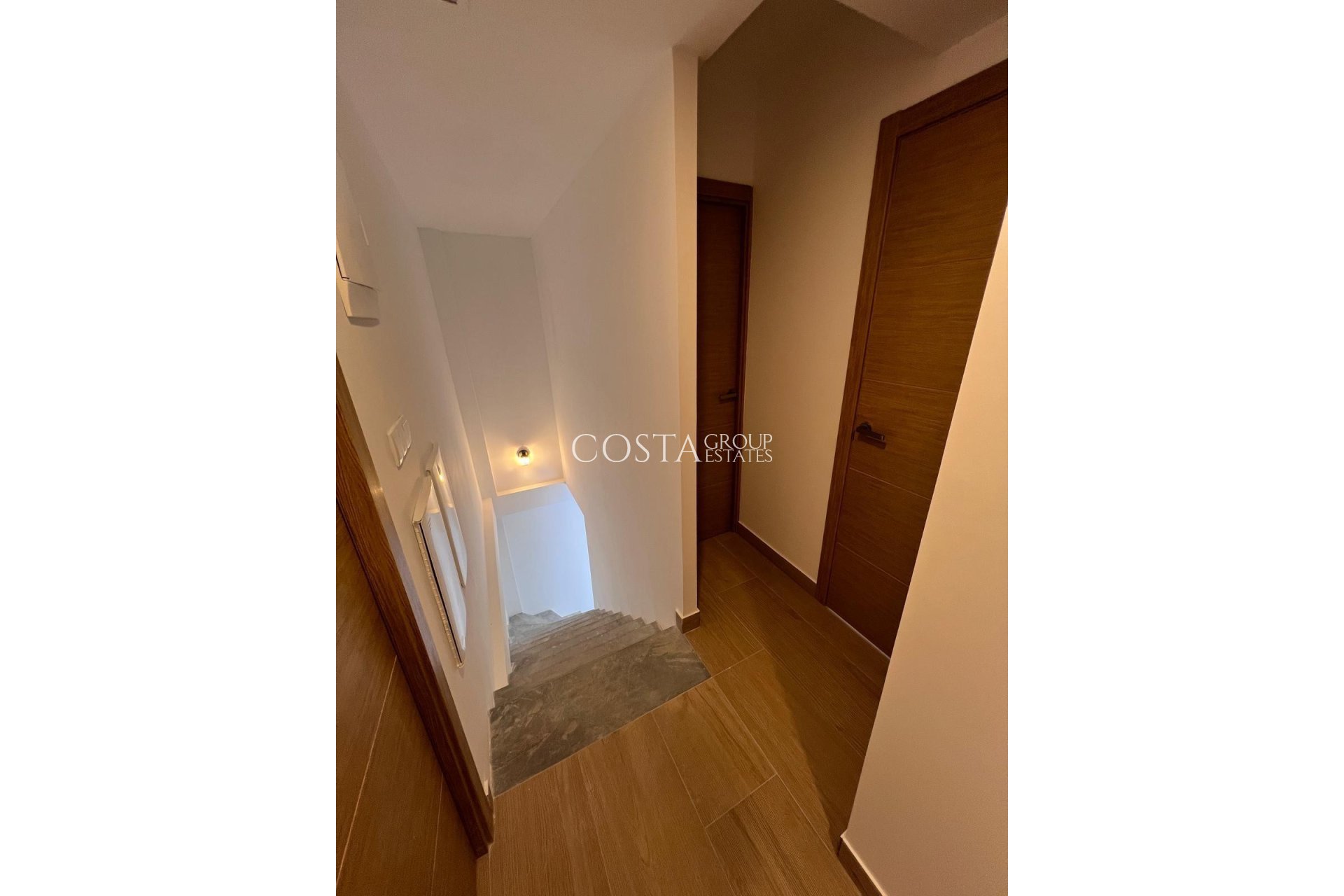 Resale - Apartments -
Alicante - Alicante Centro
