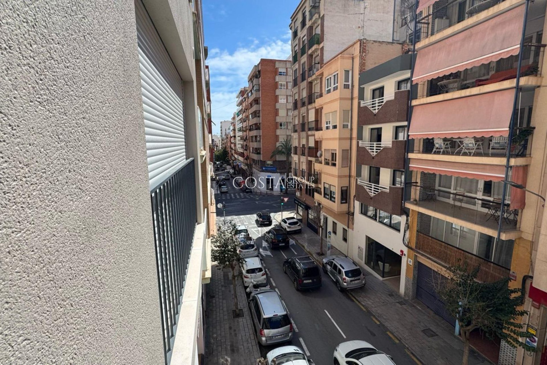 Resale - Apartments -
Alicante - Alicante Centro