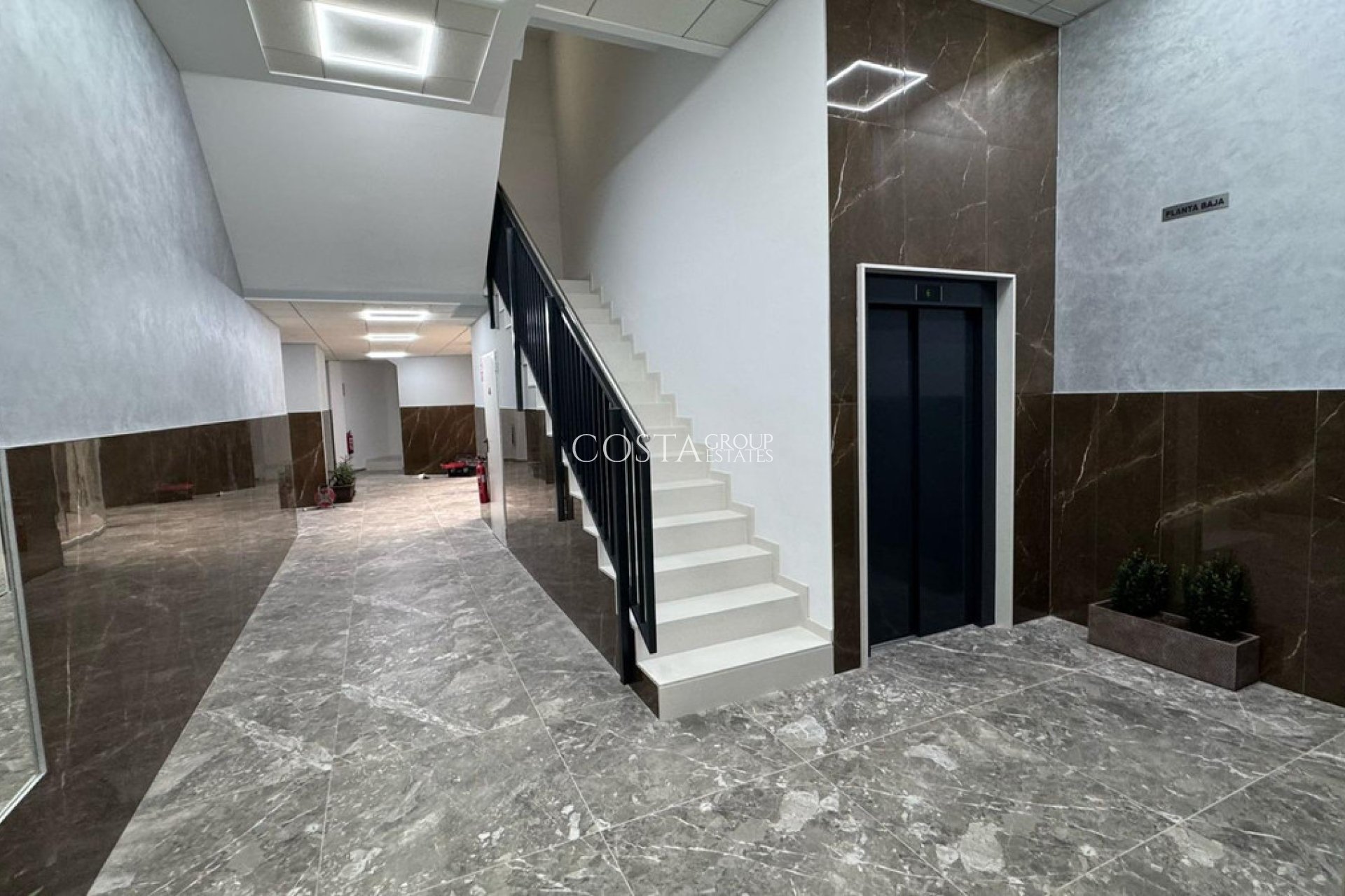 Resale - Apartments -
Alicante - Alicante Centro