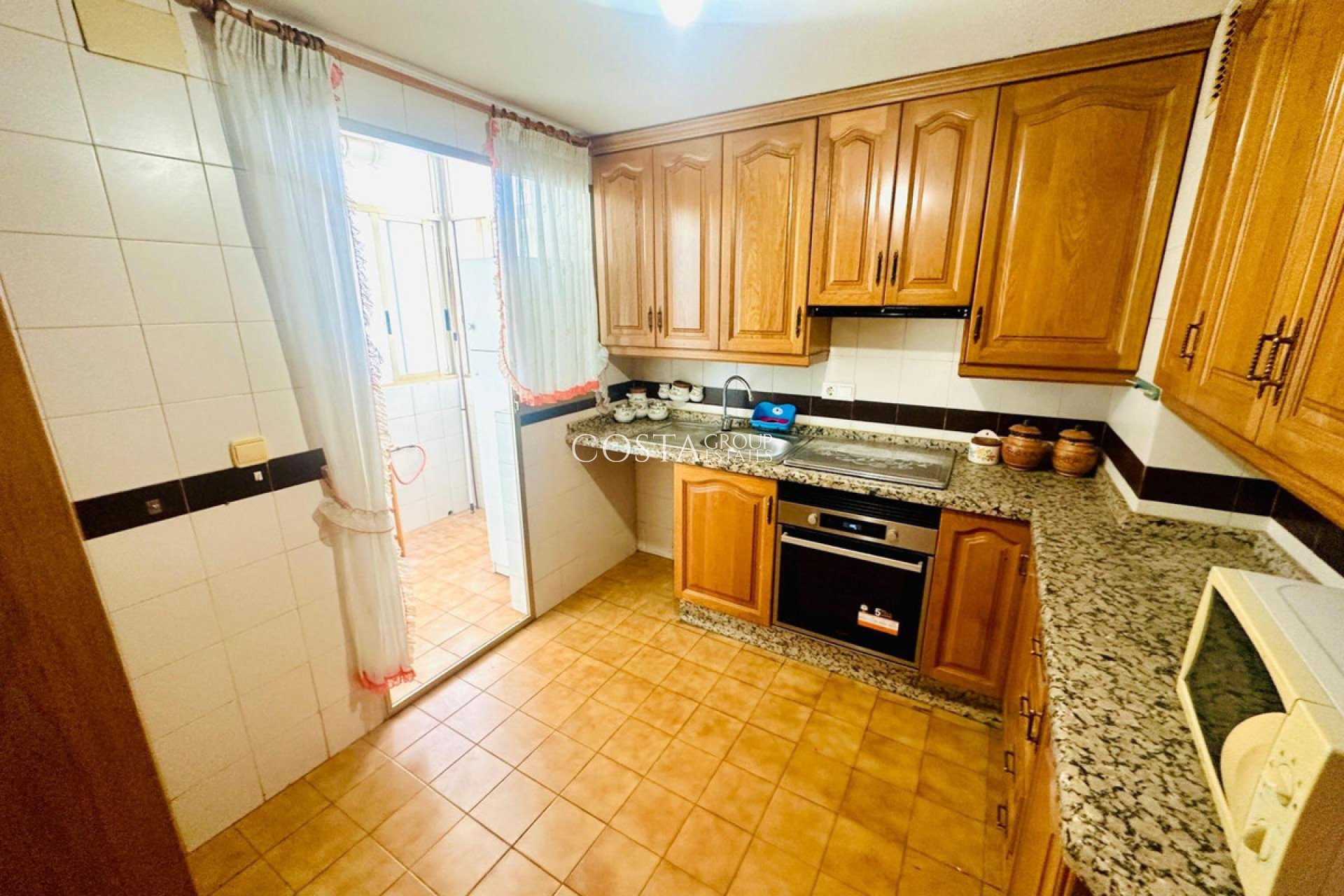 Resale - Apartments -
Alicante - Alicante Centro