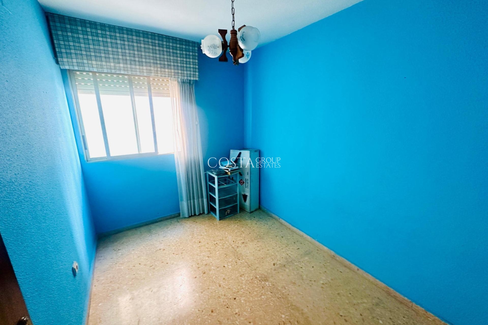 Resale - Apartments -
Alicante - Alicante Centro